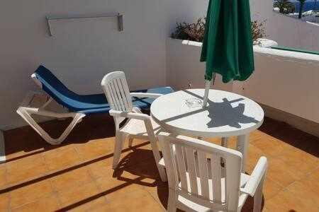 Bonito apartamento reformado, al lado del mar Costa Teguise Exterior foto