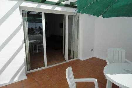 Bonito apartamento reformado, al lado del mar Costa Teguise Exterior foto
